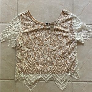 Express lace crop